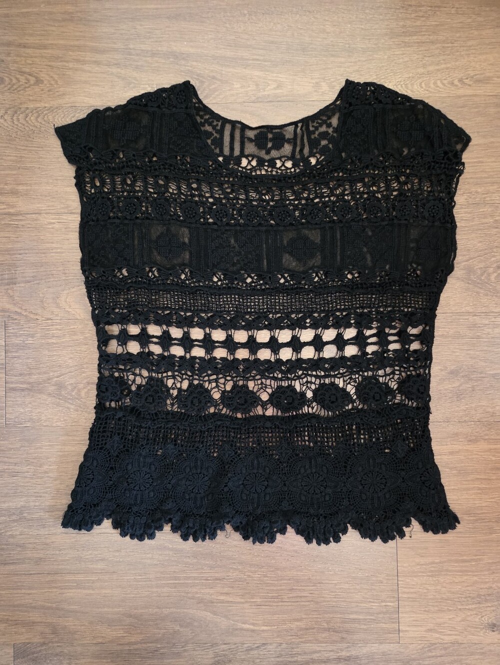 Black Crochet Lace Cap Sleeve Blouse - Women